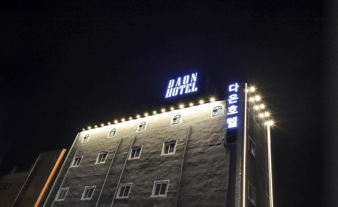 Hotel Daon Pohang Bagian luar foto